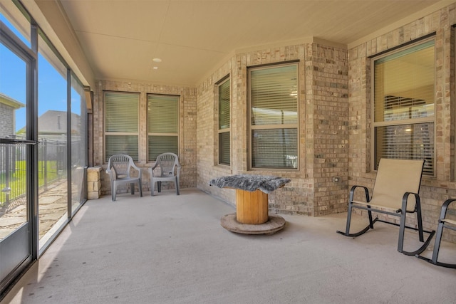 5746 Lakeside Villas Ct, Conroe, TX 77304 - view of sunroom / solarium
