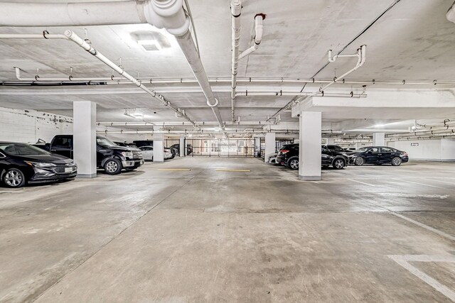 2400 Mccue Rd Unit 250, Houston, TX 77056 - view of parking garage