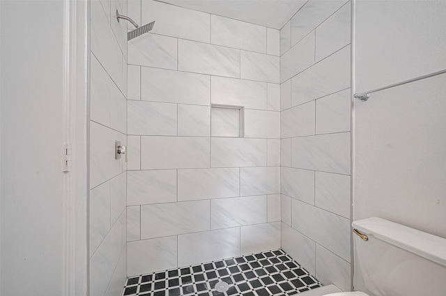 16502 N Glade Dr, Houston, TX 77073 - full bath with a tile shower and toilet