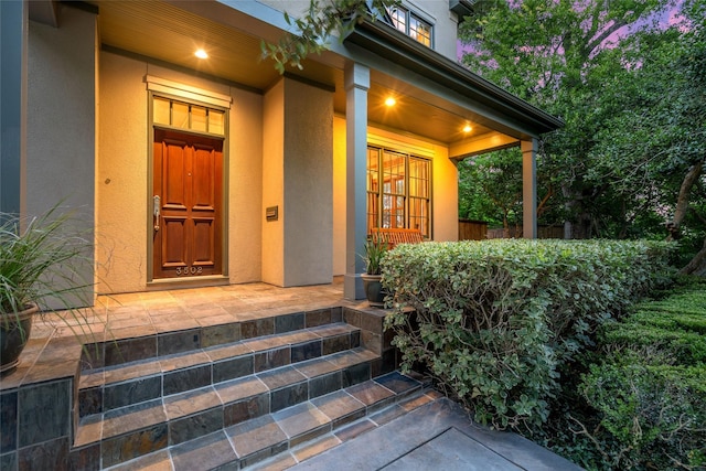 3502 Underwood St, Houston, TX 77025 - property entrance with covered porch and stucco siding