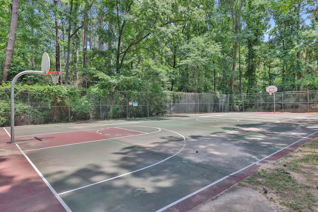 77 S Pine Harbour Dr, Coldspring, TX 77331