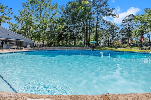 77 S Pine Harbour Dr, Coldspring, TX 77331