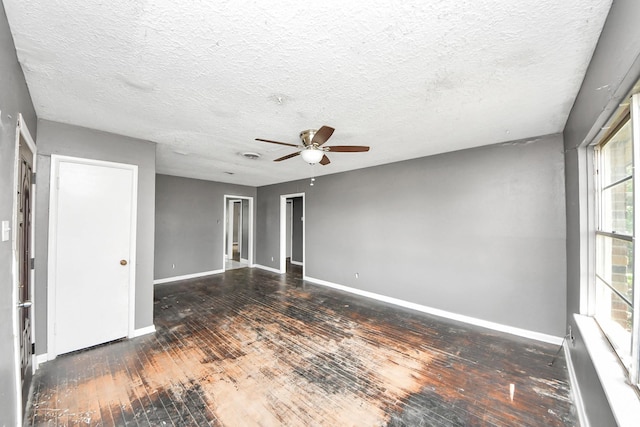 1501 Sheridan Rd, Pasadena, TX 77502 - photo 8