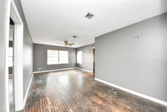 1501 Sheridan Rd, Pasadena, TX 77502 - photo 13