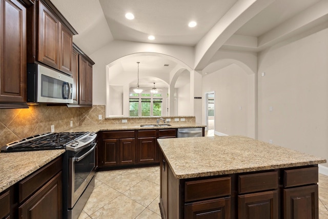 110 Logan Pass Ct, Montgomery, TX 77316 - photo 26