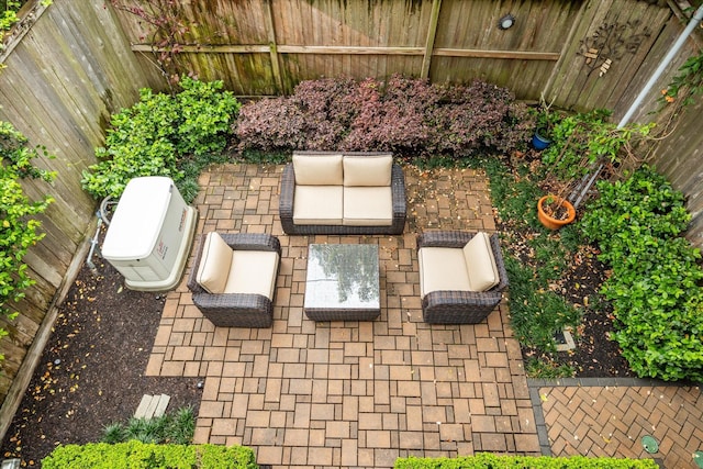 6619 Minola St, Houston, TX 77007 - exterior view
