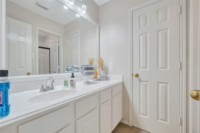 9303 Filaree Ridge Ln, Houston, TX 77089 - bathroom with vanity and an enclosed shower
