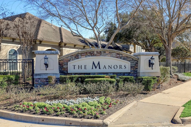 4310 Stonebrook Ln, Sugar Land, TX 77459