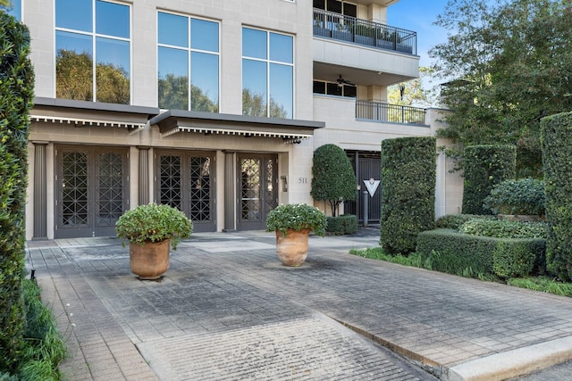 511 S Post Oak Ln Unit 2B, Houston, TX 77056 - exterior space with a balcony