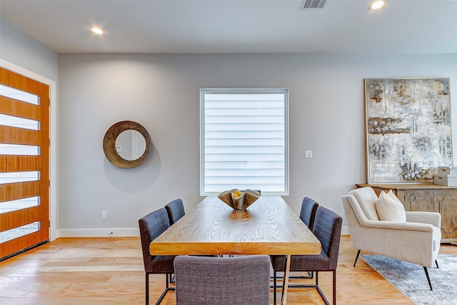 1830 W Tidwell Rd, Houston, TX 77091 - dining area featuring recessed lighting and light wood finished floors