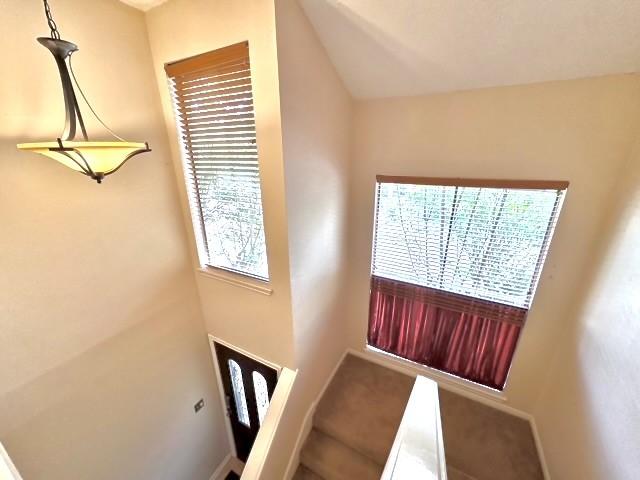 3823 Knollcrest Dr, Montgomery, TX 77356 - view of foyer entrance