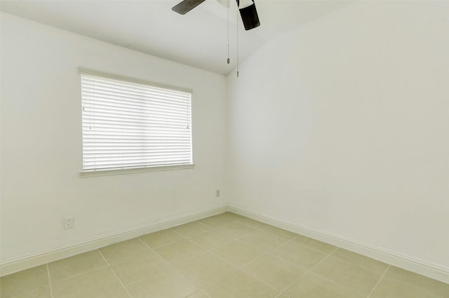 316 Magnolia Way, League City, TX 77573 - unfurnished room with vaulted ceiling, a ceiling fan, and baseboards