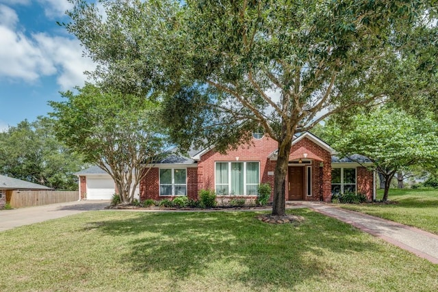 104 Douglas Dr, Bellville, TX 77418 - photo 1