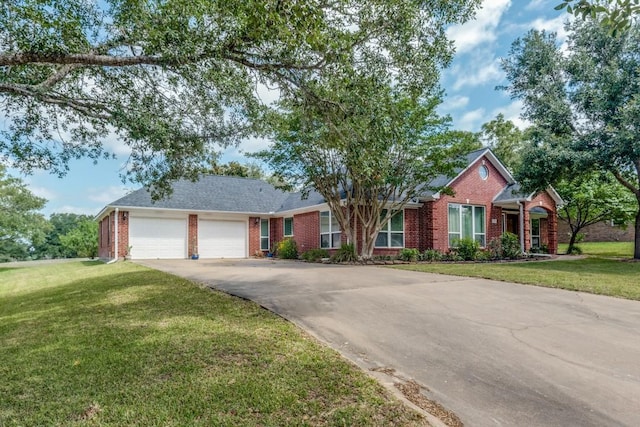 104 Douglas Dr, Bellville, TX 77418 - photo 3