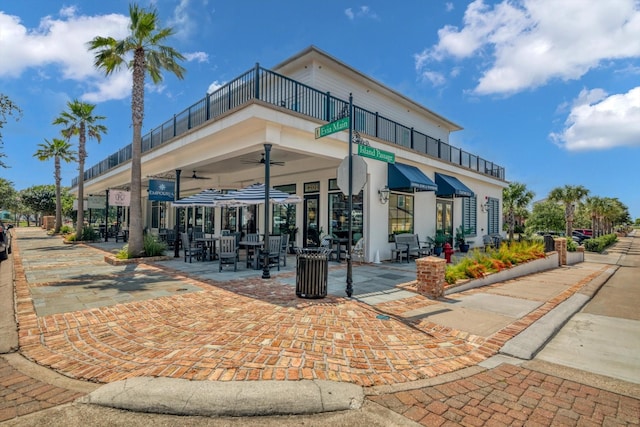 9 Broad St, Galveston, TX 77554 - view of building exterior