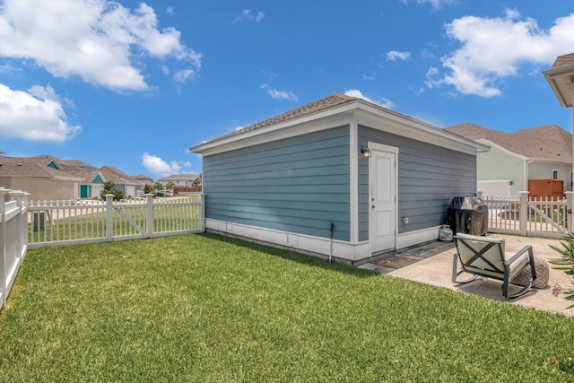 9 Broad St, Galveston, TX 77554 - view of yard featuring a residential view