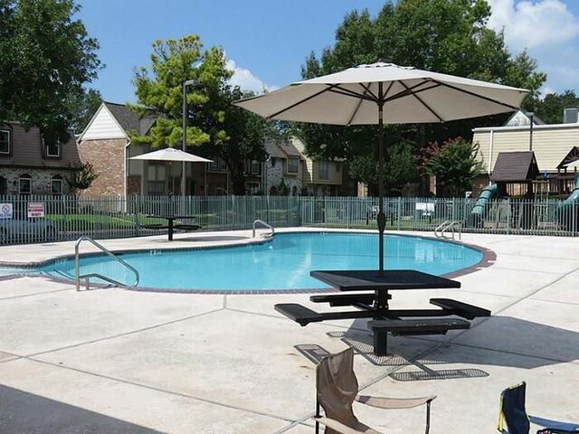 11002 Hammerly Blvd Unit 104, Houston, TX 77043 - photo 31