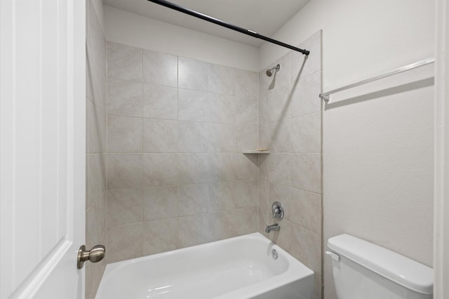 14008 Paddlefish Dr, Conroe, TX 77384 - full bath featuring toilet and tub / shower combination