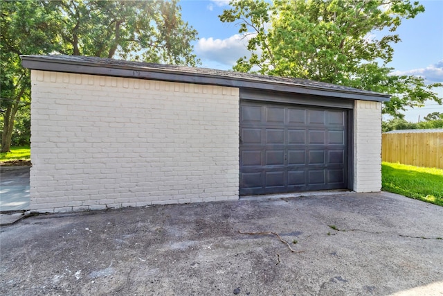 3805 19th St N, Texas City, TX 77590 - detached garage with asphalt driveway