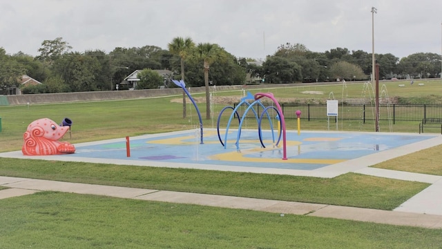 3805 19th St N, Texas City, TX 77590 - view of property's community