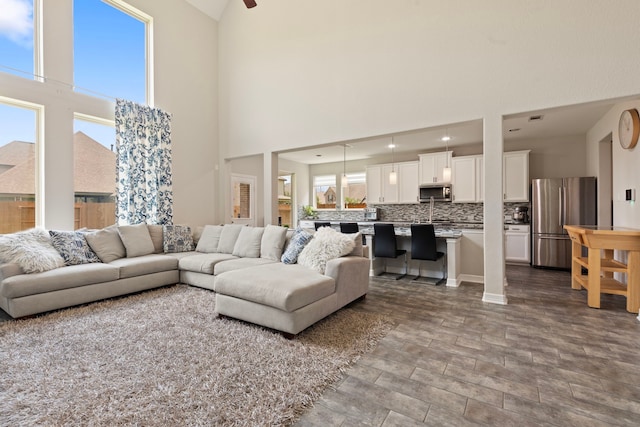 9414 Peralta Creek Ct, Cypress, TX 77433 - living room featuring a high ceiling