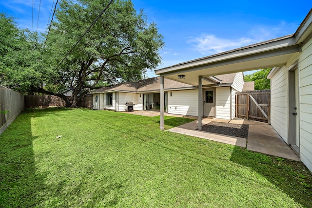 1902 Knoboak Cir, Houston, TX 77080 - view of yard featuring a patio area