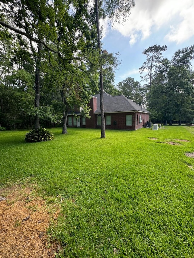 2232 Stableridge Dr, Conroe, TX 77384 - view of green lawn