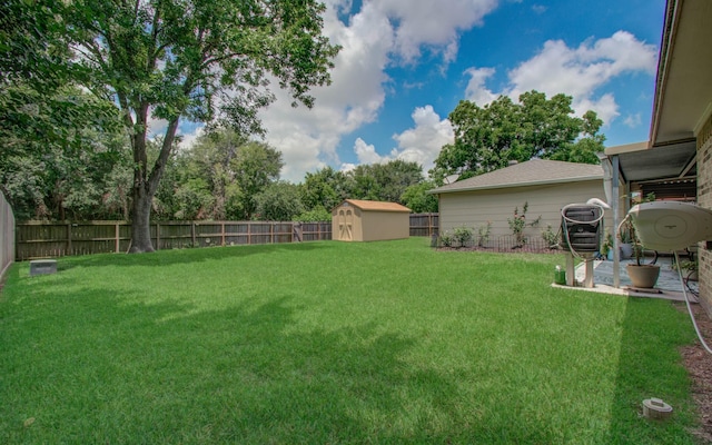 3305 Park Shadow Ln, Deer Park, TX 77536 - view of yard featuring a patio