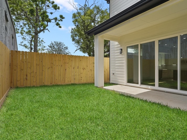 7729 Ave J Unit A, Houston, TX 77012 - view of yard