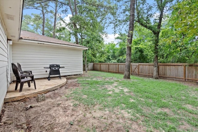56 Oldstream Ct, The Woodlands, TX 77381 - fenced backyard featuring a patio area