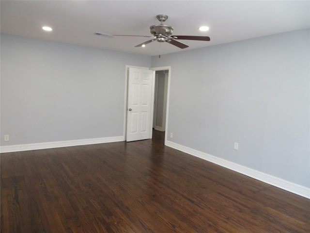 1103 Jocelyn St, Houston, TX 77023 - unfurnished room featuring ceiling fan, baseboards, dark wood-style floors, and recessed lighting