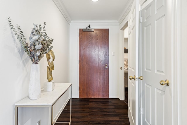 651 Bering Dr Unit 906, Houston, TX 77057 - entryway with dark wood-style flooring and ornamental molding
