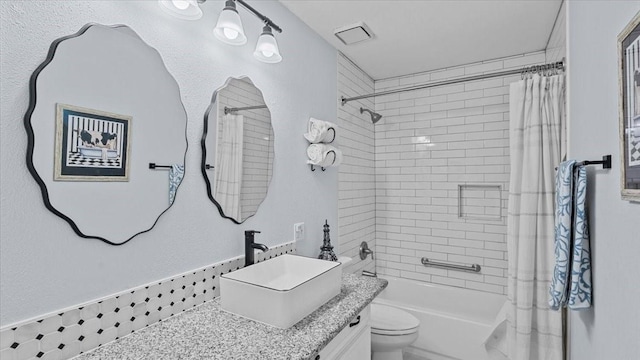 1925 Foxbriar Dr, Huntsville, TX 77340 - bathroom with vanity, shower / bath combination with curtain, and toilet