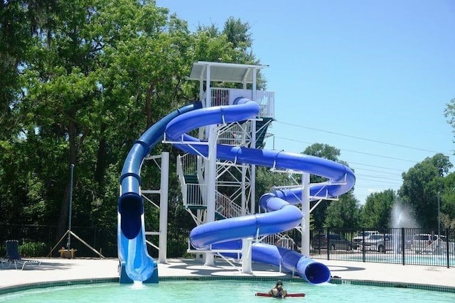 1638 Brookstone Ln, Sugar Land, TX 77479 - community play area with a community pool
