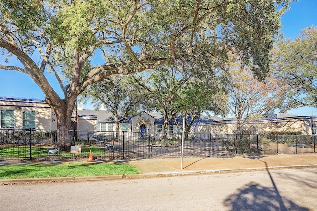 523 E 23rd St, Houston, TX 77008 - view of front of home