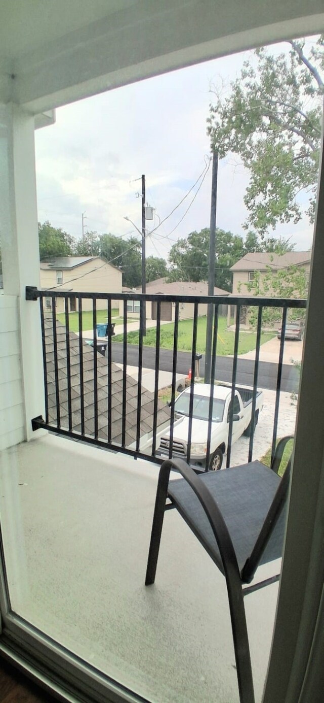 414 Armstrong St, Houston, TX 77029 - view of balcony