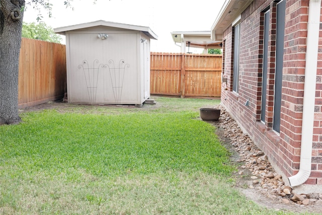 4306 Dow Way, Pasadena, TX 77505 - fenced backyard with a shed