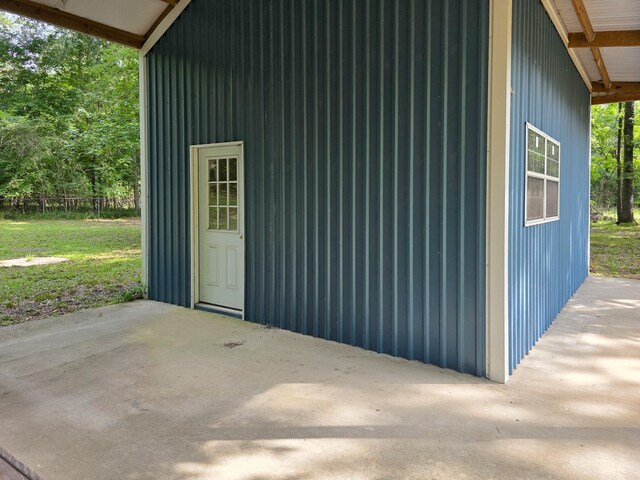 437 E Lumbermans Rd, Onalaska, TX 77360 - photo 2