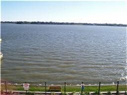 208 Yacht Club Ln, Seabrook, TX 77586 - water view