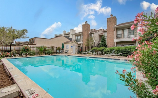 1818 Augusta Dr Unit 3, Houston, TX 77057 - community pool featuring a residential view