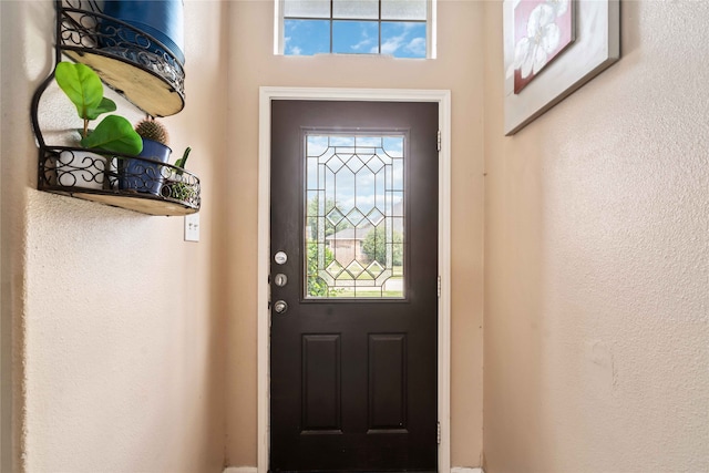 24235 Stargazer Pt, Spring, TX 77373 - foyer entrance featuring a textured wall