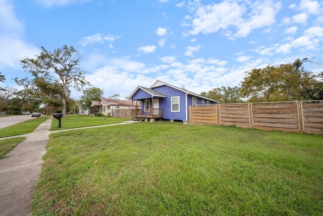 504 Stimpson St, Baytown, TX 77520 - photo 2
