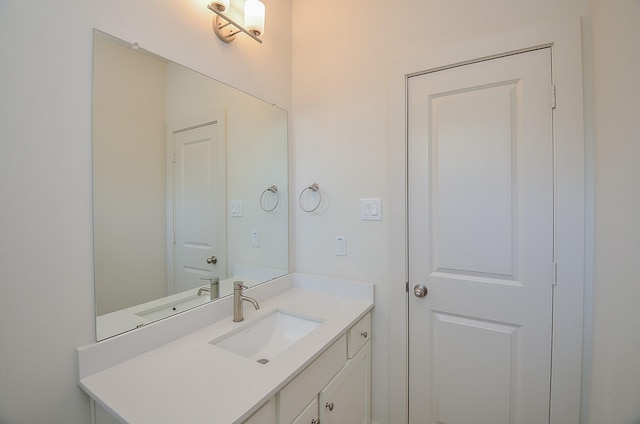 9414 Kerrwood Ln Unit B, Houston, TX 77080 - bathroom with vanity