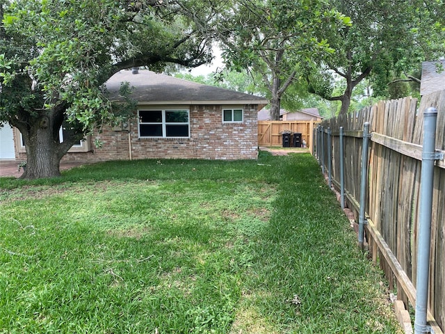 10123 Kent Towne Ln, Sugar Land, TX 77498 - view of yard