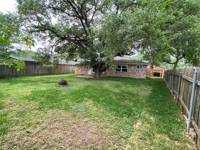 10123 Kent Towne Ln, Sugar Land, TX 77498 - view of yard