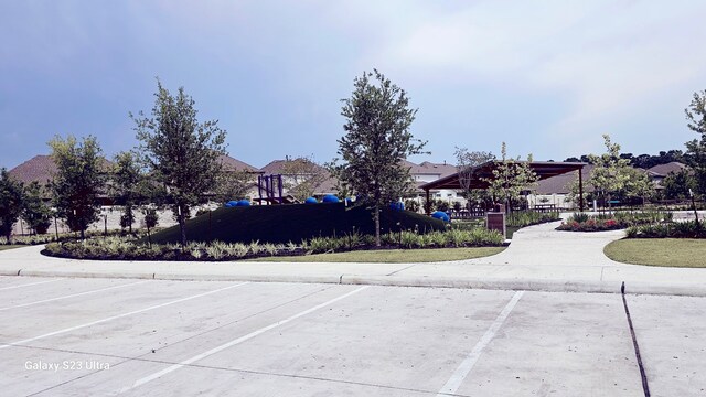 15322 Laceleaf Trl, Houston, TX 77044 - photo 23