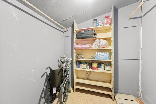 7815 Dayton St, Houston, TX 77012 - view of storage room
