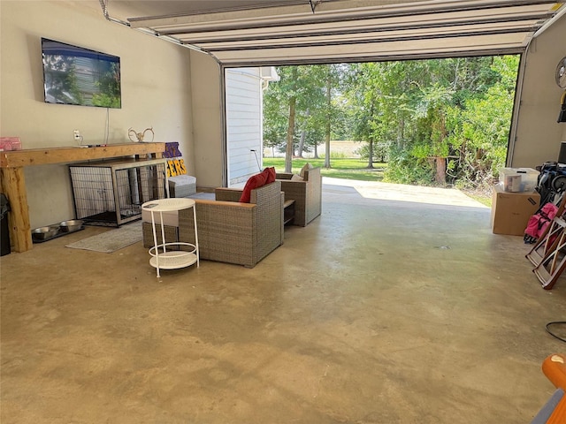 201 Deen Dr, Houston, TX 77336 - view of garage