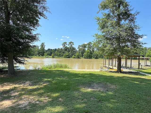 201 Deen Dr, Houston, TX 77336 - water view