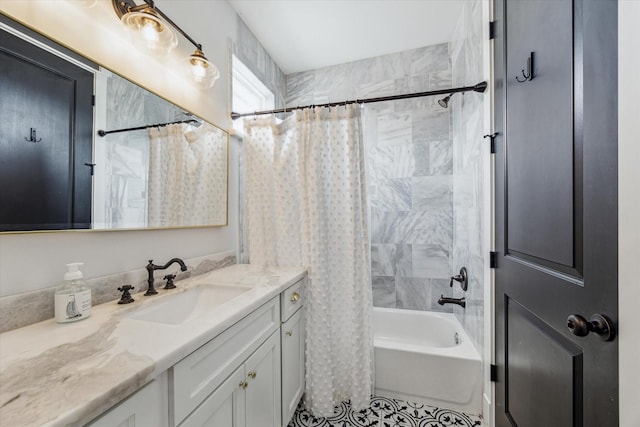 1212 Bingham St, Houston, TX 77007 - full bathroom with vanity and shower / bath combo